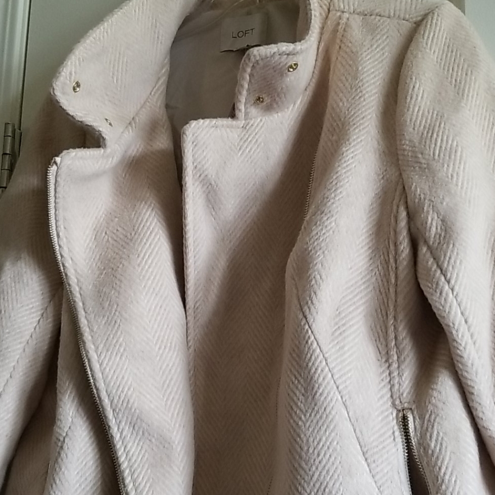 Winter Coat - Picture 3 of 4